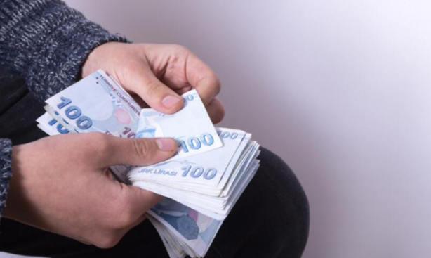Foto - Velilerin gözü servis tarifesinde