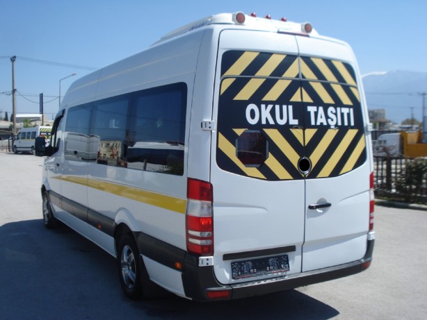 Foto - Velilerin gözü servis tarifesinde