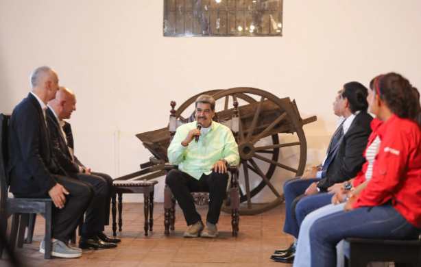 Foto - Venezuela'nın altınlarını o Türk holding çıkaracak! Herkes şaşırdı... Fenerbahçe, Galatasaray ve Beşiktaş seneye yandı