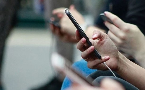 Foto - Vergisiz akıllı telefon ve bilgisayar nasıl alınır?