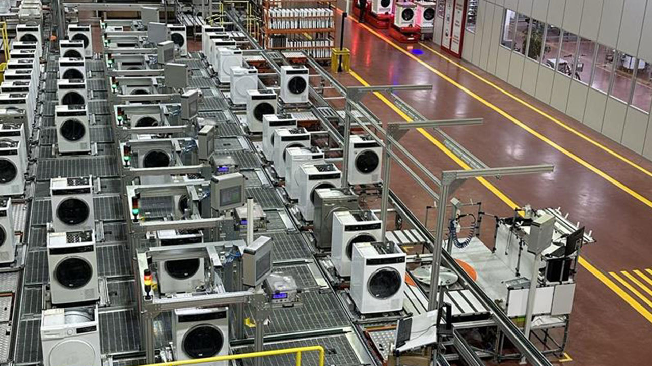 Foto - Vestel'de deprem! Korkulan şey mi olacak?