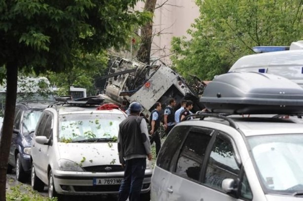 Foto - Vezneciler'deki patlamadan ilk görüntüler