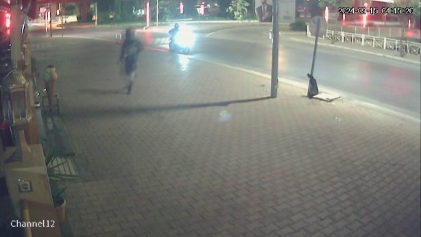 Foto - Vicdansız, şehir magandaları! Haraç vermeyince ekmek kapıları kundaklandı