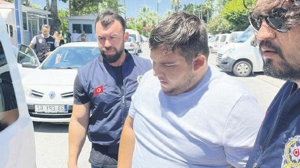 Foto - Vicdansızlar! Yarım asırlık ağacın katilleri bakın kim çıktı