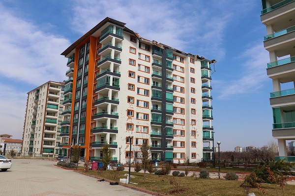 Foto - Vicdansızlığın böylesi | Bu bina yalnızca 4 yıllık! 