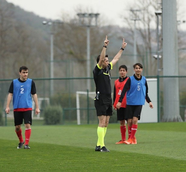 Foto - Video Yardımcı Hakem ilk kez çevrimiçi denendi