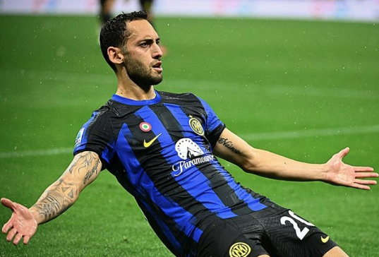 Foto - Vincenzo Montella'ya Türk yardımcı hoca! İşte ortaya çıkan o flaş isim...