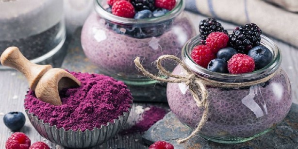 Foto - Vitamin ilaçlarını çöpe attırır! Bu meyve, tam bir vitamin bombası! Günde bir avuç yiyen top atsan yıkılmıyor! Faydası saymakla bitmez