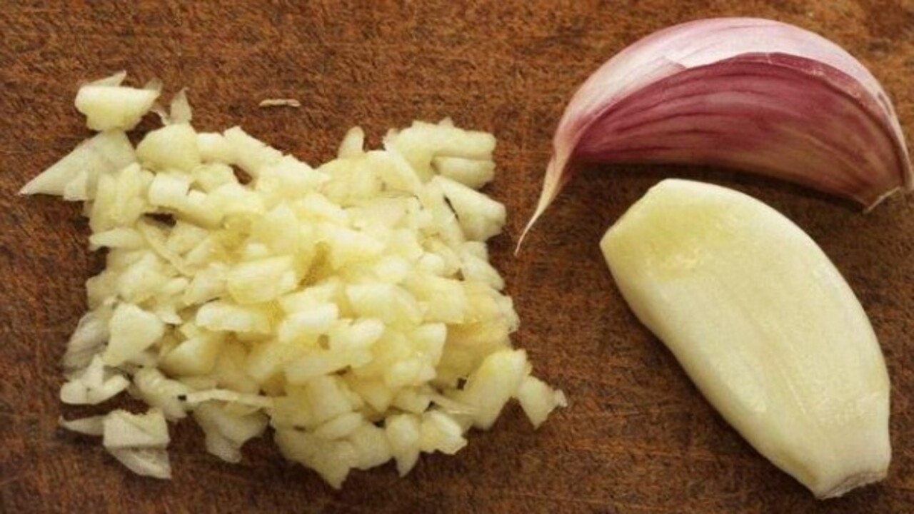 Foto - Vitaminleri daha kalıcı hale getiriyor! İşte sarımsakta 10 dakika kuralı