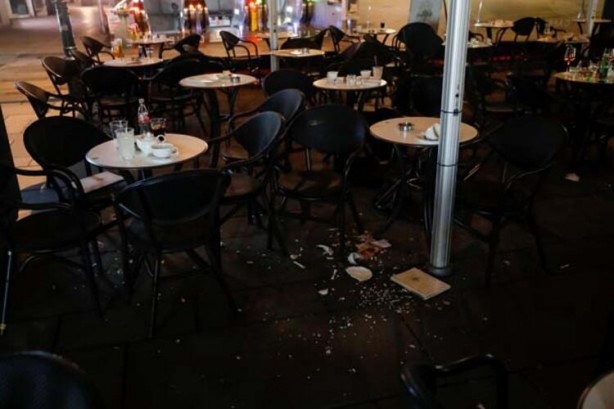 Foto - Viyana kan gölüne döndü! Şoke eden görüntüler