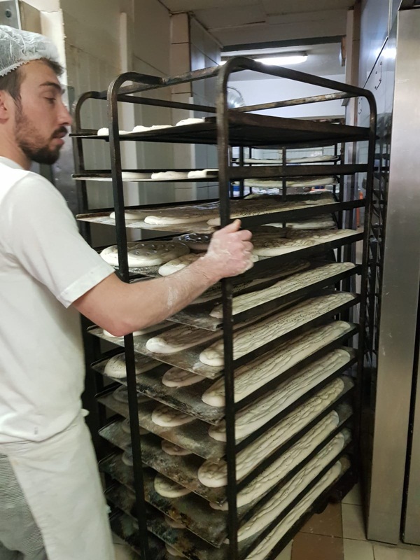 Foto - Viyana'daki gurbetçi Türklerin sıcak pide kuyruğu