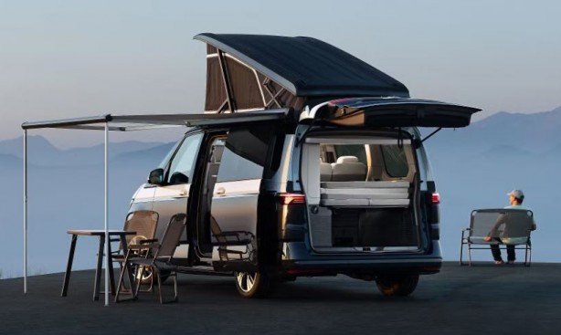 Foto - Volkswagen California tanıtıldı! Hem minibüs hem karavan