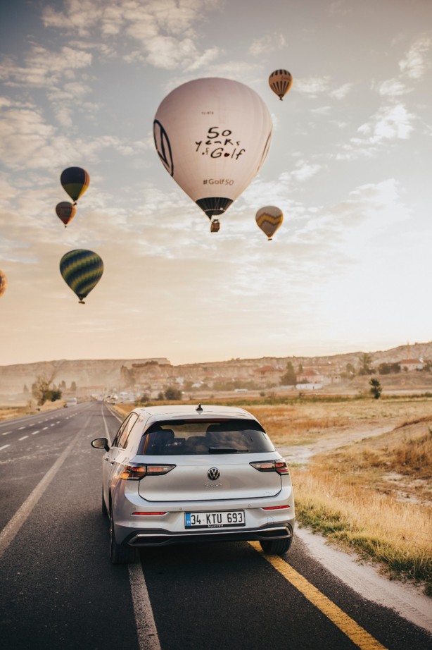 Foto - Volkswagen Golf 50. yılını Kapadokya’da kutladı!