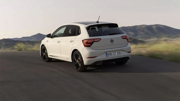 Foto - Volkswagen yılın son fiyat listesini açıkladı! Hangi model ne kadar? Volkswagen Polo, Golf, Tiguan, T-Roc, Touareg ve Passat güncel fiyatlar!