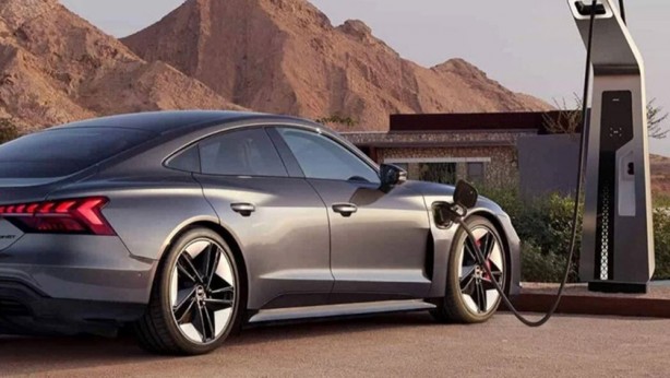 Foto - Voltaj yükseldi! Yollar elektrikleniyor! Bir elektrikli otomobil kaç TL yakar? En fazla satılan elektrikli araç modelleri hangileri?