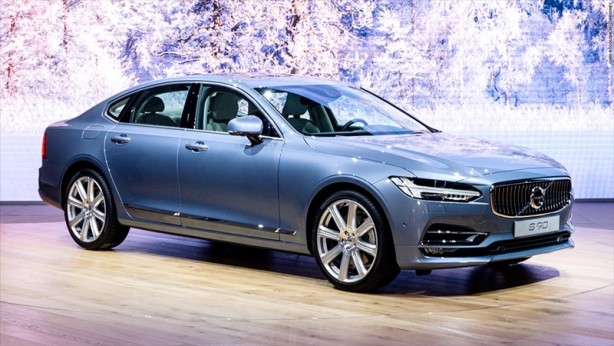 Foto - Volvo'nun yeni canavarı S90’ın fiyatı ve özellikleri