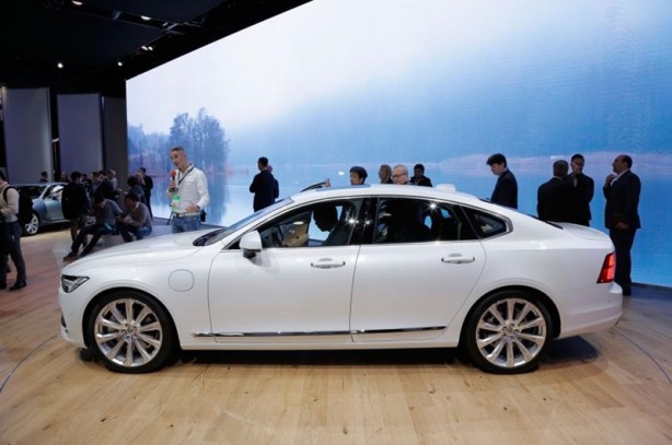 Foto - Volvo'nun yeni canavarı S90’ın fiyatı ve özellikleri