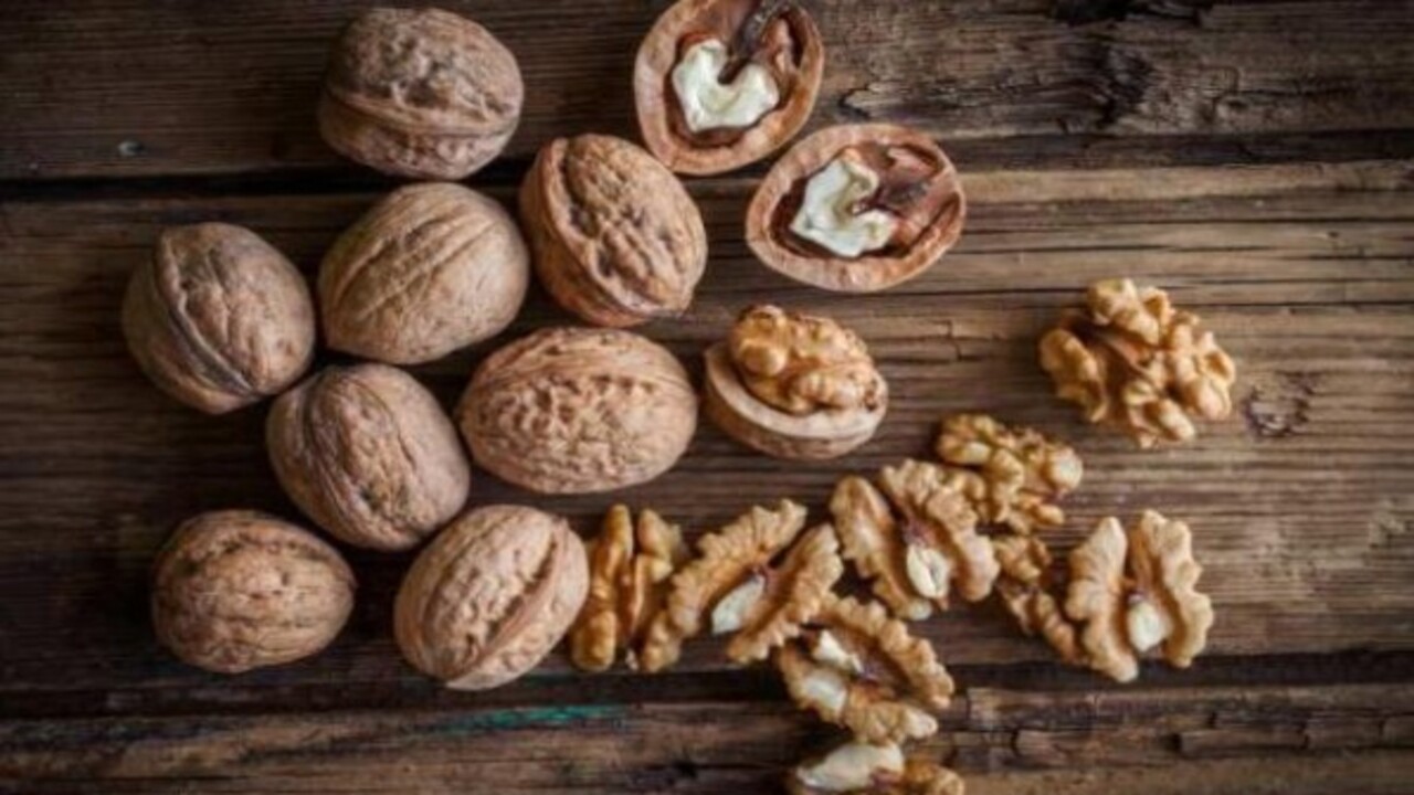 Vücuda inanılmaz etkileri var! Her gün 5 tane ceviz yerseniz...