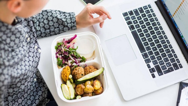 Foto - Karaciğer ve safra kesesini tertemiz hale getiriyor! Her gün bu saatte mutlaka yapın