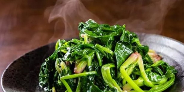 Foto - Vücudun su ihtiyacı hangi besinlerle karşılanır? Doğru su tüketimi: Vücutta sıvı kaybına ne iyi gelir, su dengesini ne sağlar?