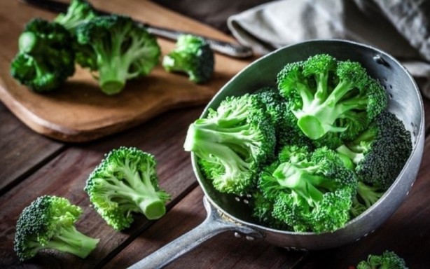 Foto - Vücuttaki yağı kasa çeviren mucize besinler! Kısa sürede yağı yakıp kas oranını arttırıyor