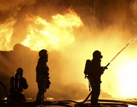 Foto - Vurgunun böylesi: CHP'li İBB'de yeni skandal! Milyonluk çizmeli hortum