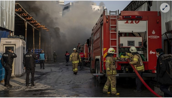Foto - Vurgunun böylesi: CHP'li İBB'de yeni skandal! Milyonluk çizmeli hortum