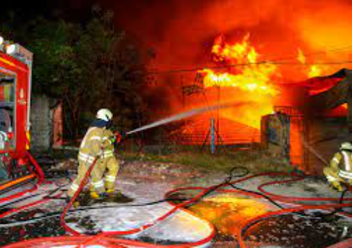 Foto - Vurgunun böylesi: CHP'li İBB'de yeni skandal! Milyonluk çizmeli hortum