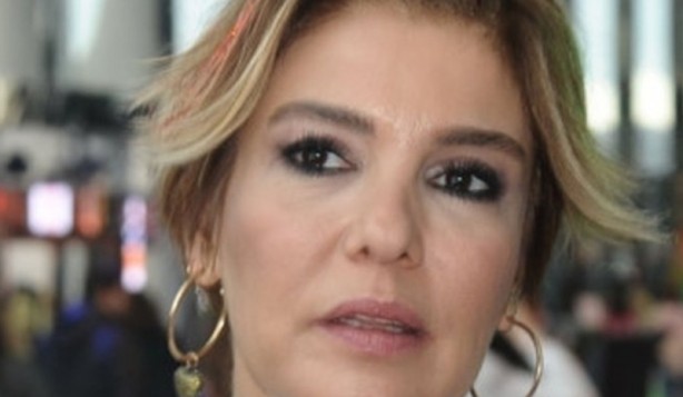 Webo'ya destek veren Gülben Ergen, yıllar önceki gafı yüzünden tepki çekti