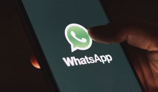 Foto - WhatsApp o soruna el attı
