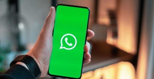 Foto - WhatsApp o soruna el attı