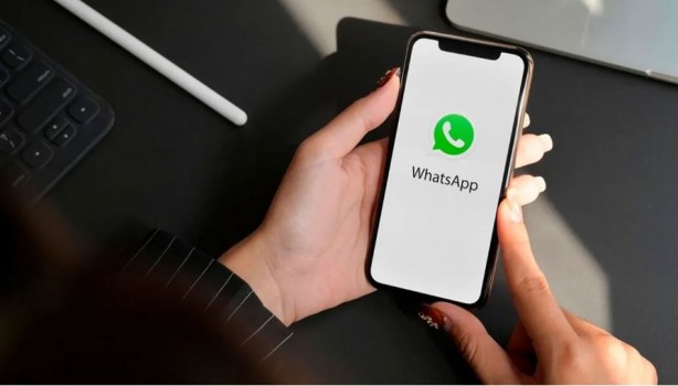 WhatsApp’a mesaj taşıma özelliği