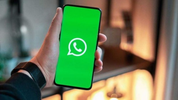 WhatsApp’ta e-posta devri