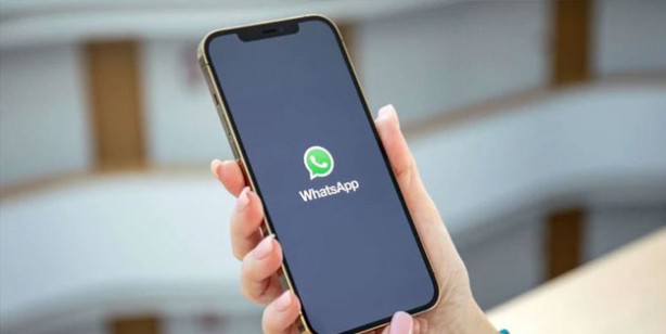 Foto - WhatsApp'tan silinen mesajlar hamlesi