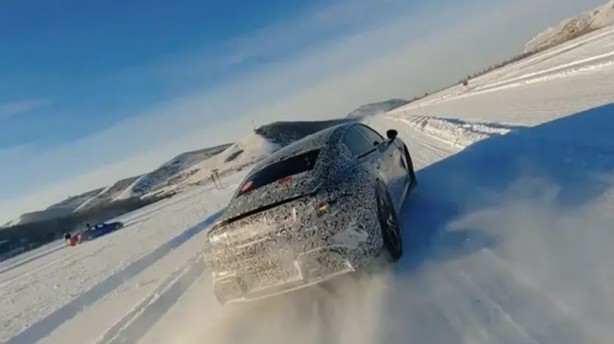 Foto - Xiaomi SU7'den Tesla'yı kıskandıracak performans