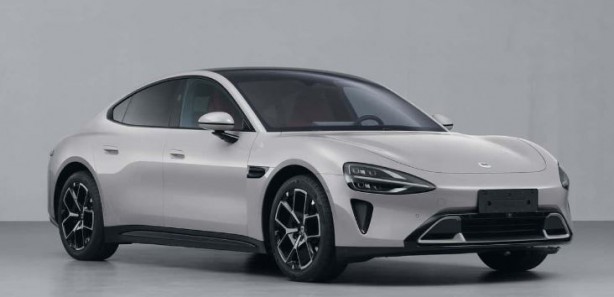 Foto - Xiaomi’nin ilk otomobili SU7 piyasaya çıkmadan kaza yaptı