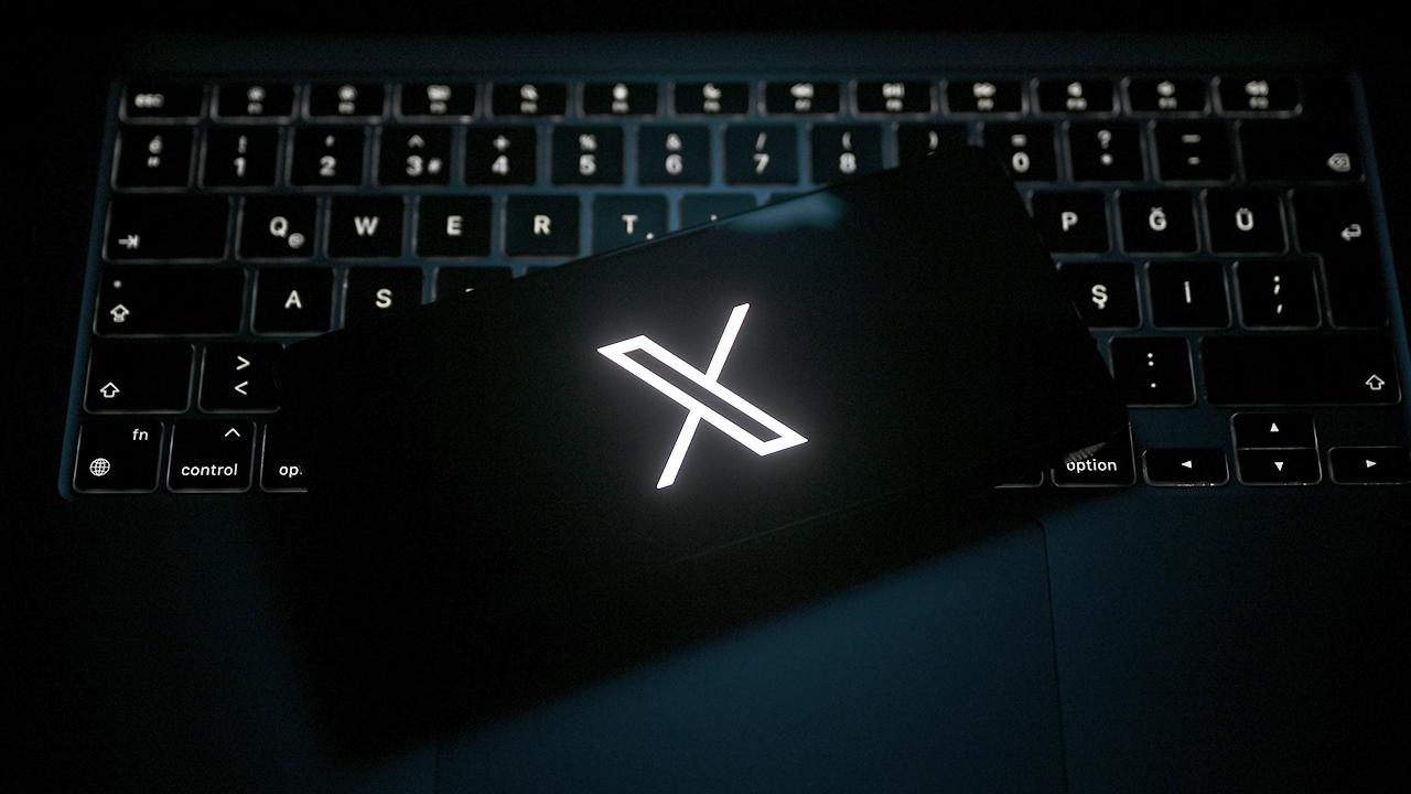 Foto - X'te boykot krizi!