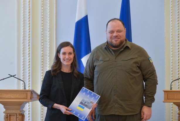 Foto - "Ya bizim de başımıza gelirse" bakışı! Finlandiya Başbakanı Sanna Marin gündem oldu
