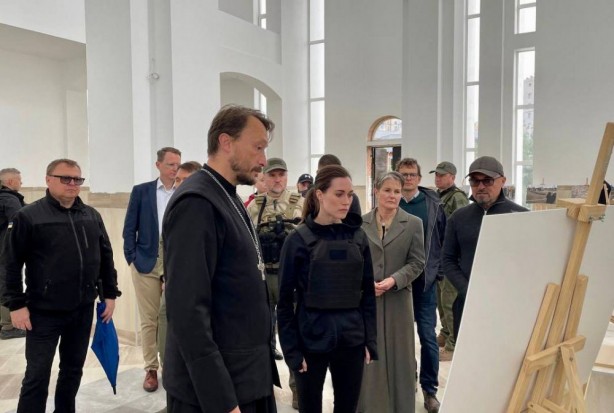 Foto - "Ya bizim de başımıza gelirse" bakışı! Finlandiya Başbakanı Sanna Marin gündem oldu