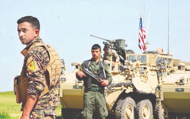 Foto - Ya büyük Türkiye ya vesayet