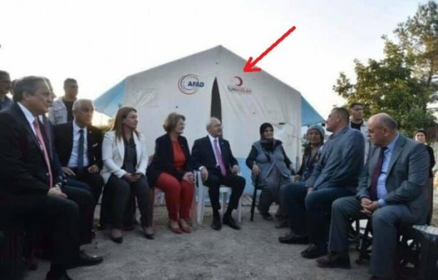 Foto - Ya büyük Türkiye ya vesayet