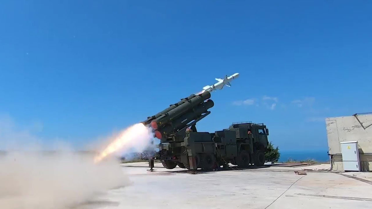 Foto - Yabancı lançerleri söküp attılar! Türkiye'den o füzeyi aldılar