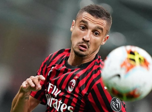 Foto - Yabancı sporcuyu böyle kiralayan: Fenerbahçe'ye Rade Krunic'ten haber geldi! Ayak bastığı an 