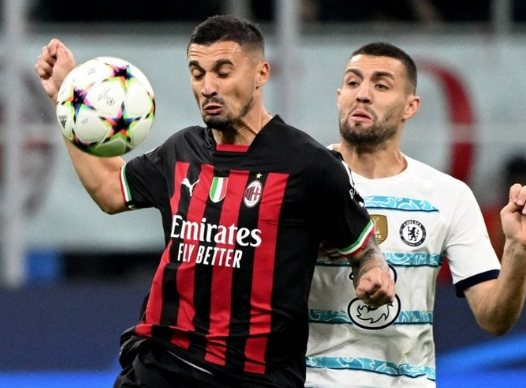 Foto - Yabancı sporcuyu böyle kiralayan: Fenerbahçe'ye Rade Krunic'ten haber geldi! Ayak bastığı an 