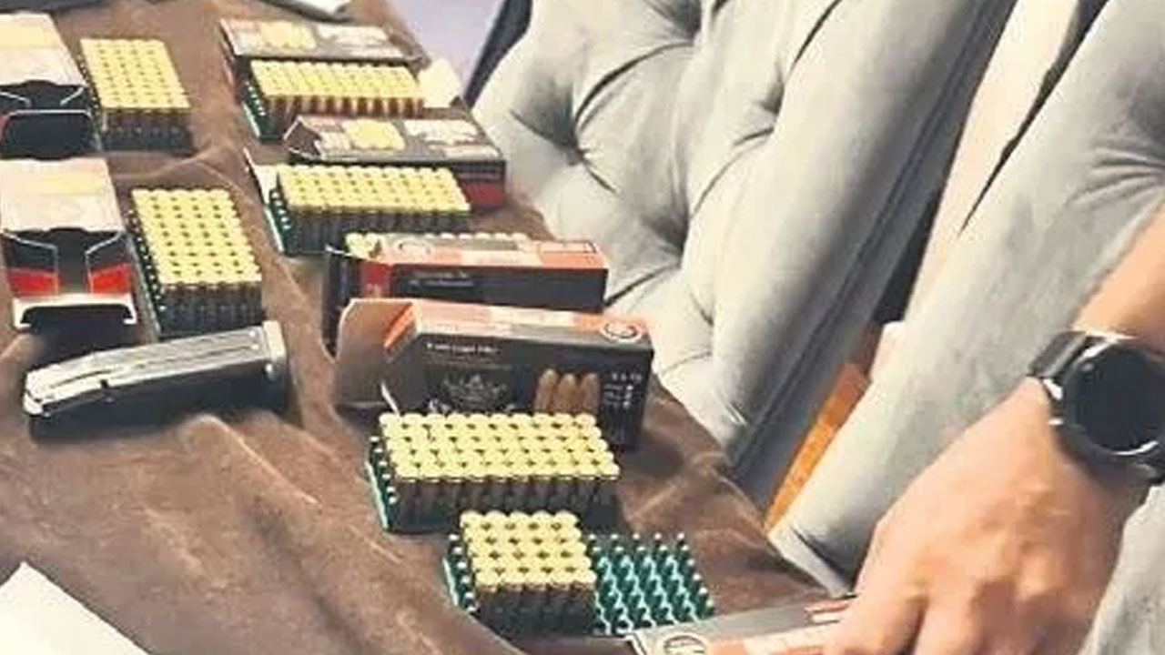 Foto - Yabancıları usulsüz yolla Türk vatandaşı yapıyorlardı... Şifre: Çinli Kemal! Şok detaylar ortaya çıktı