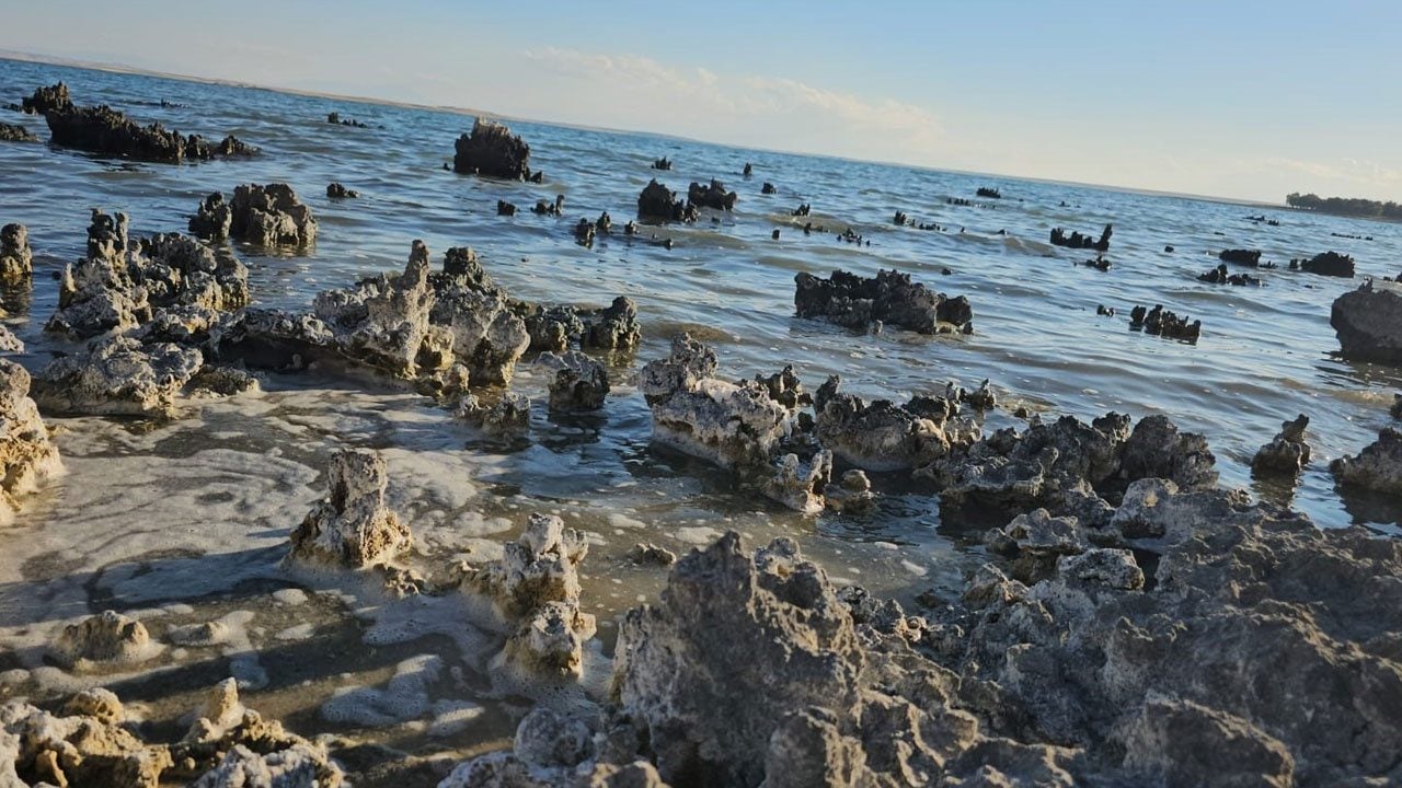 Foto - Yağışlar da yetmedi! O gölde korkutan manzara