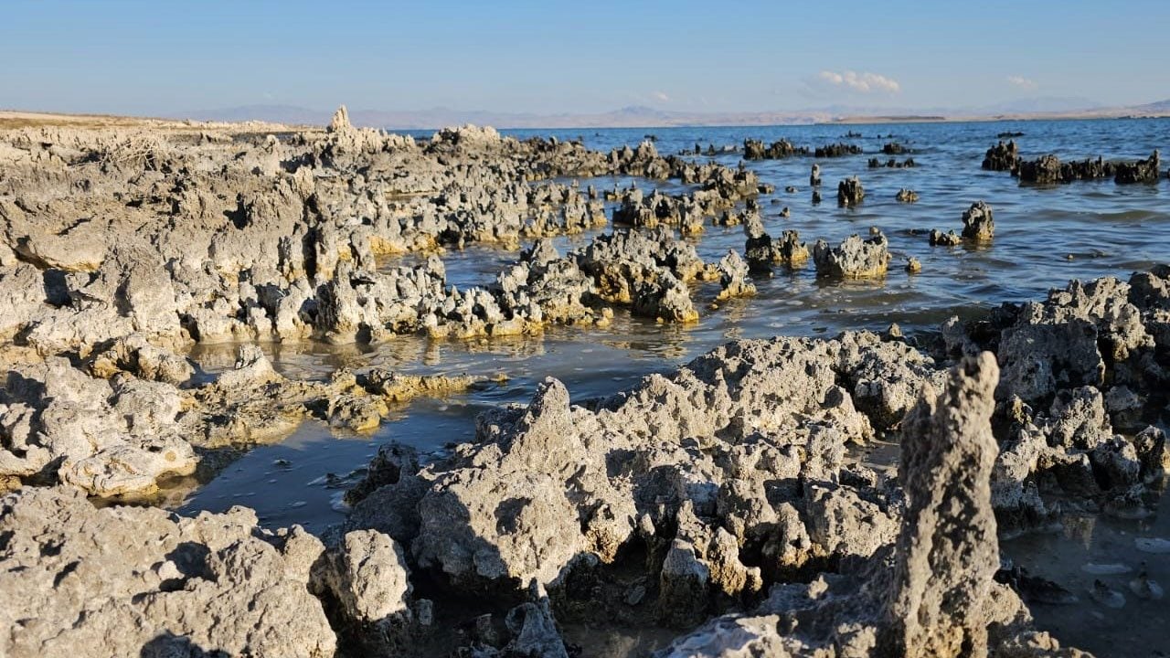 Foto - Yağışlar da yetmedi! O gölde korkutan manzara