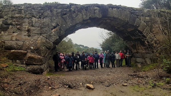 Foto - Yağmur çamur dinlemediler! Antik hikayeleri böyle dinlediler