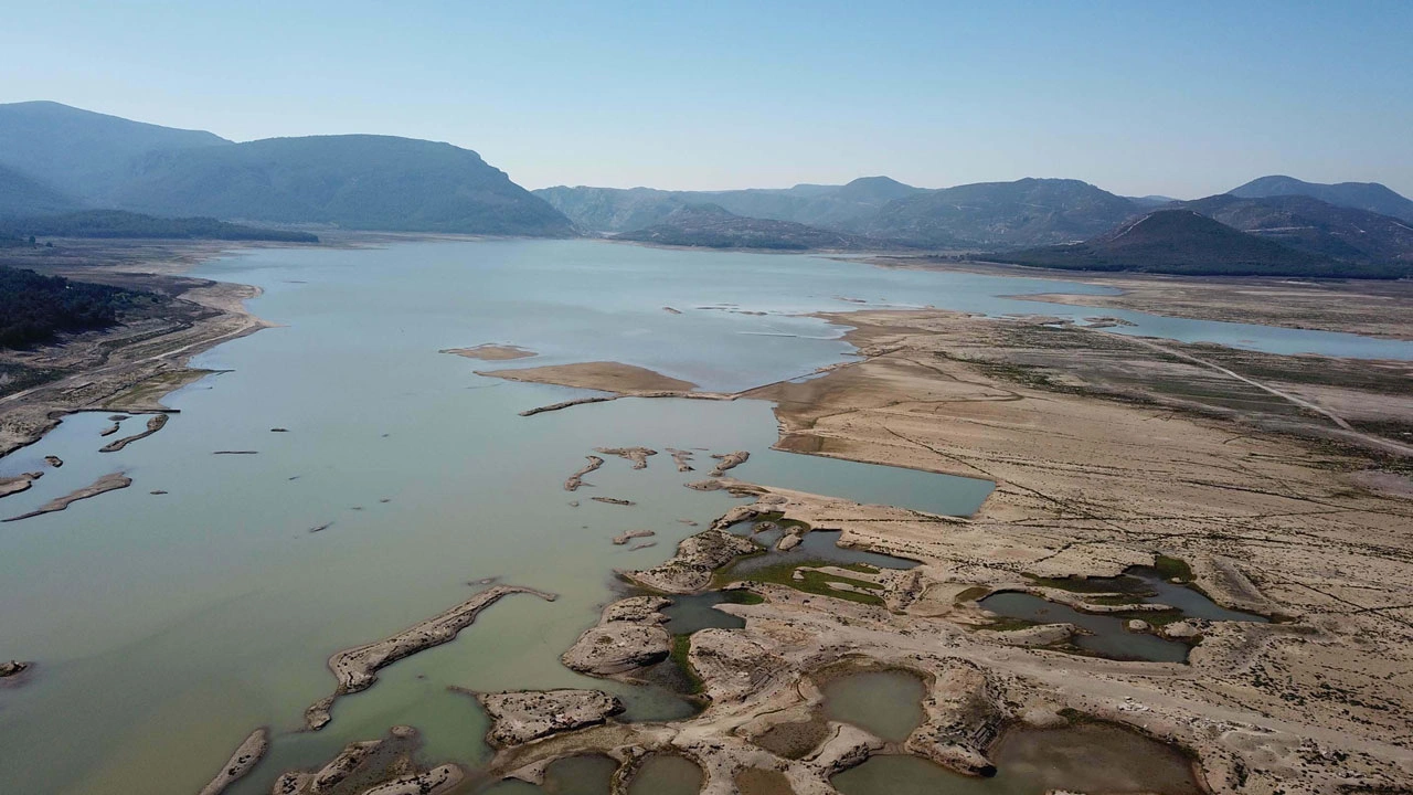 Foto - Yağmurlar yetmedi! Barajlar kuruyor, su kesintileri yolda