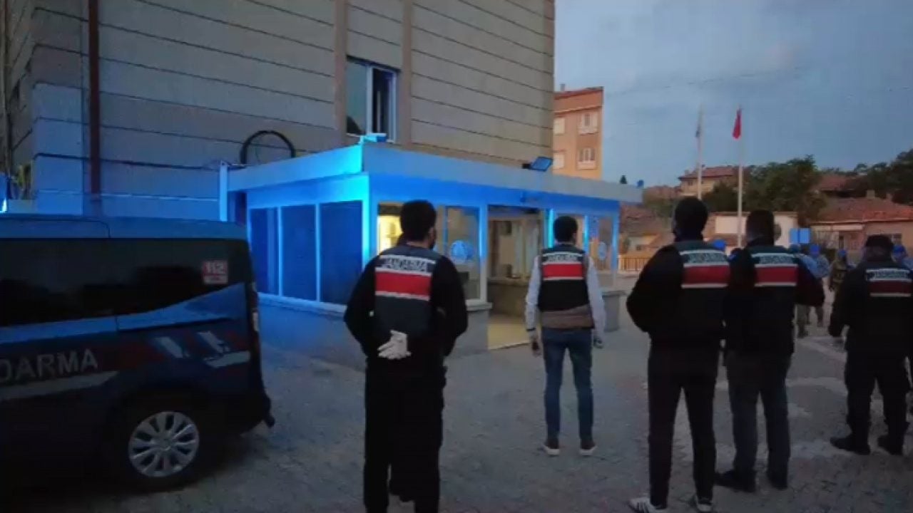 Foto - Yahşiyan’da dev yolsuzluk operasyonu! 2 bin 31 taşınmaza el konuldu, 9 gözaltı